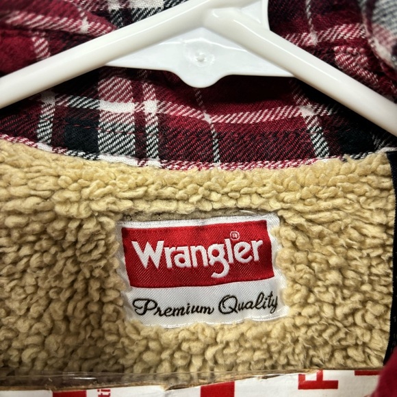 Wrangler Shacket Plaid Heritage Print Men Small Red Black Lined Faux Fur Shepra - Picture 4 of 10